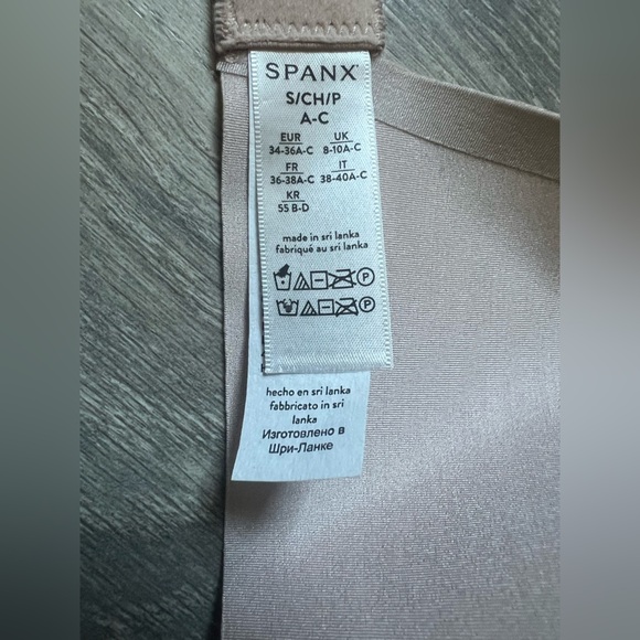 Spanx Sheerex Fit to You Textured Bra in Champagne Beige. Size S A - C NWOT! - Picture 10 of 11